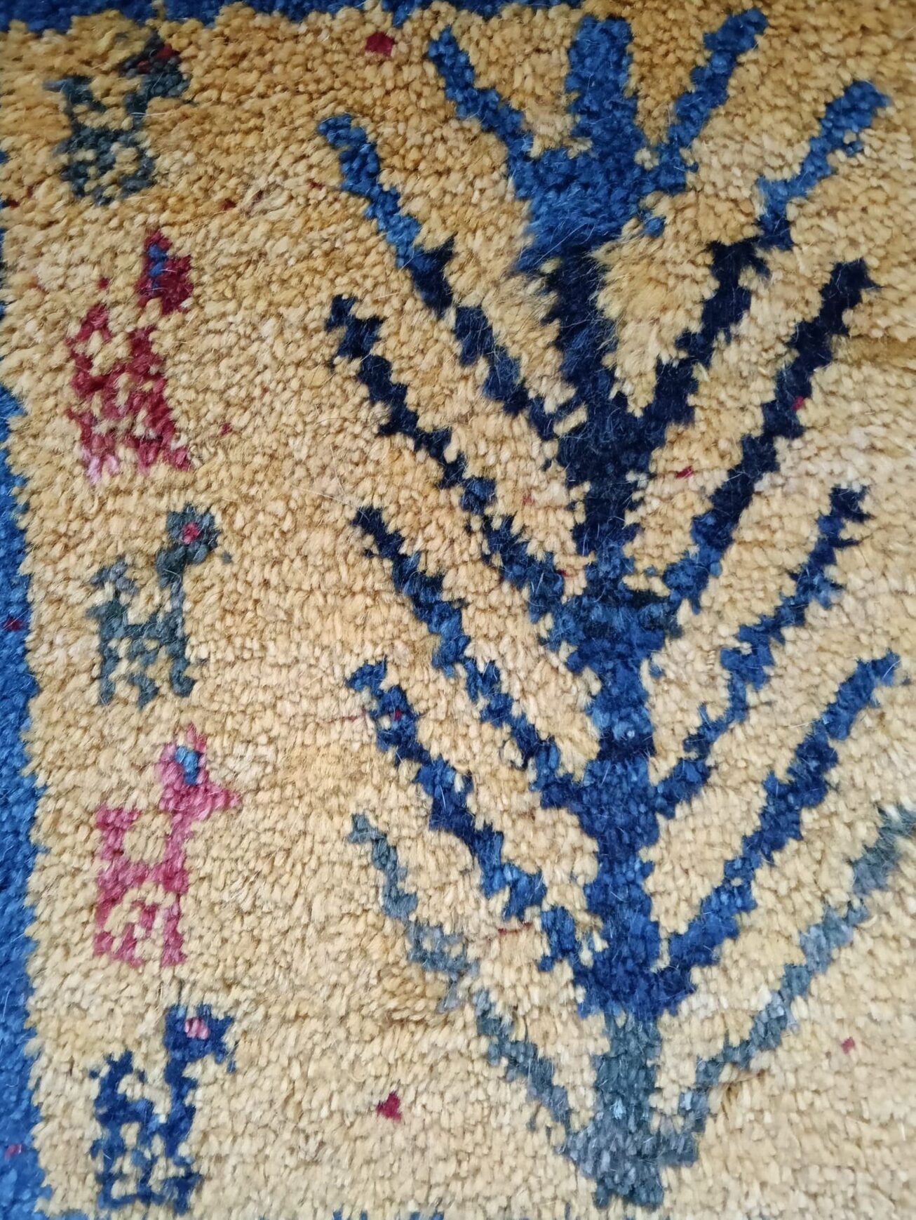 ギャッベ　生命の木
